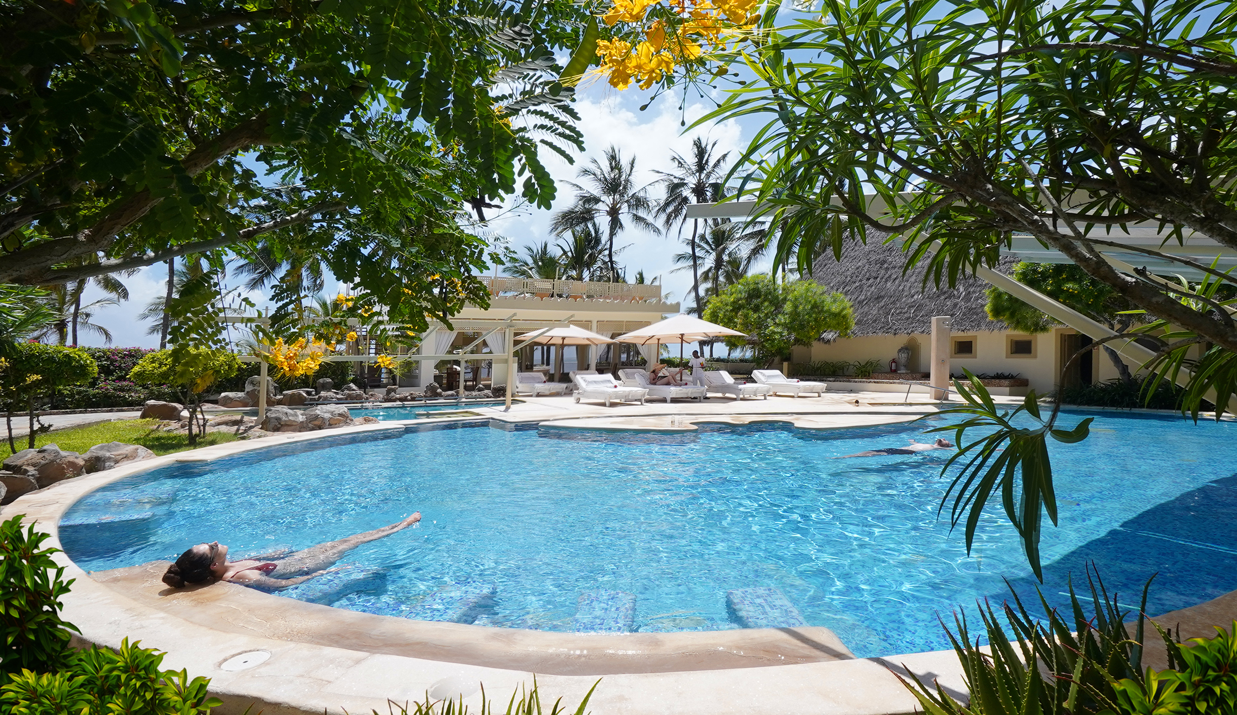 Diamonds Malindi image 3